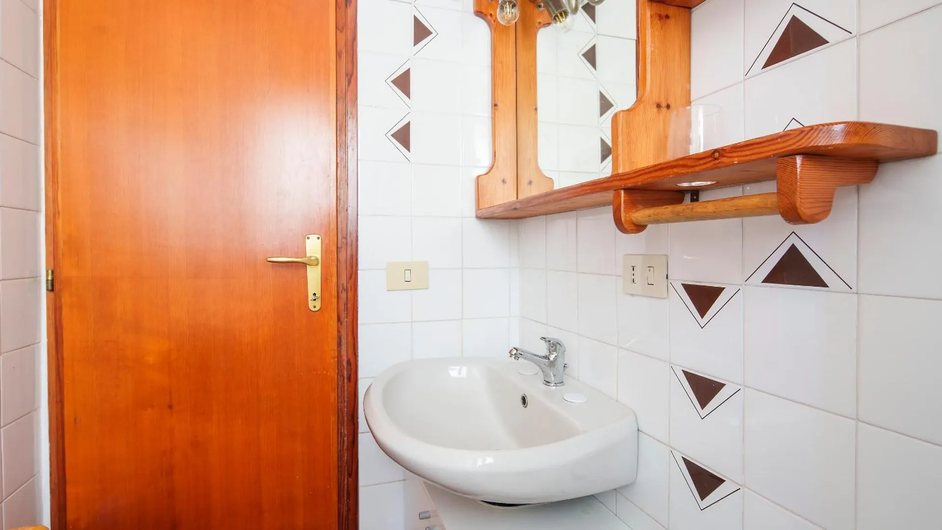 Welcomely - Sa Prenda Marinella  Italy